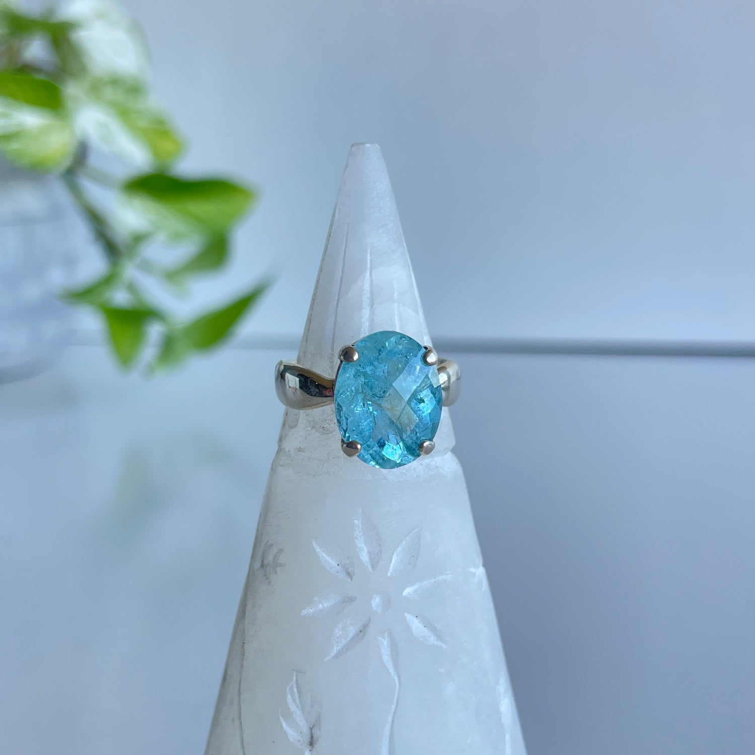 Aquamarine Oval Faceted Ring Sz8 002