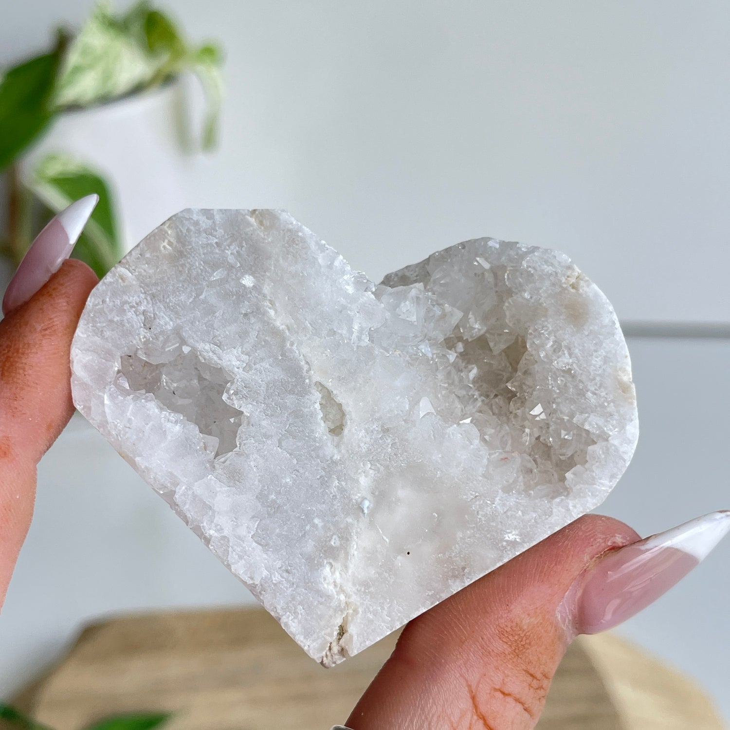 Quartz Heart 6.1cm