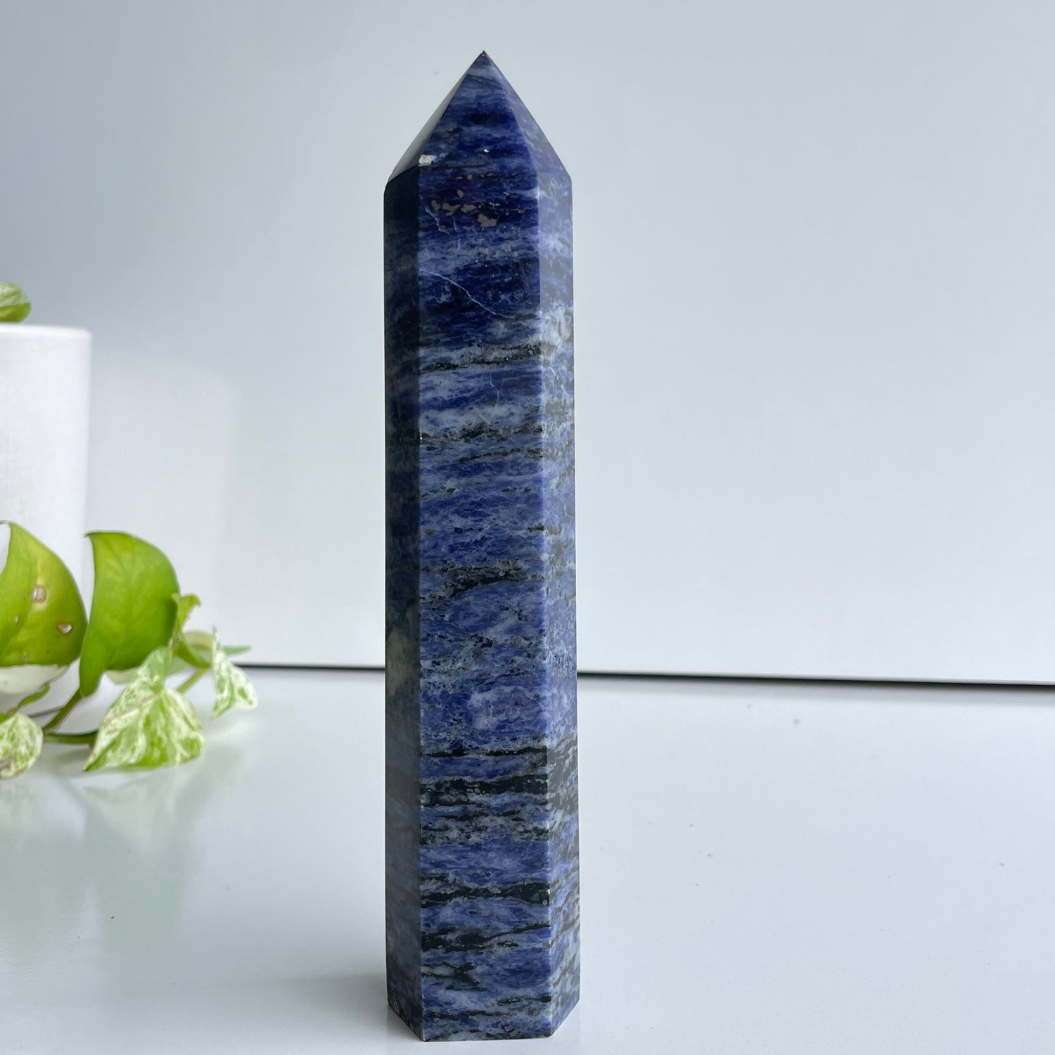 Sodalite Generator 19.8cm