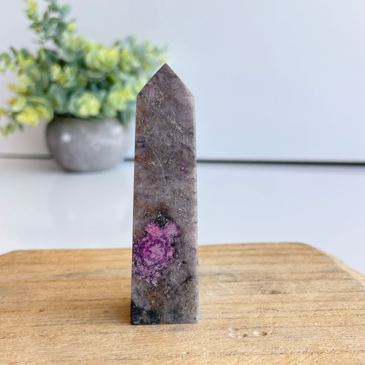 Cobalto Calcite Obelisk 7.7cm
