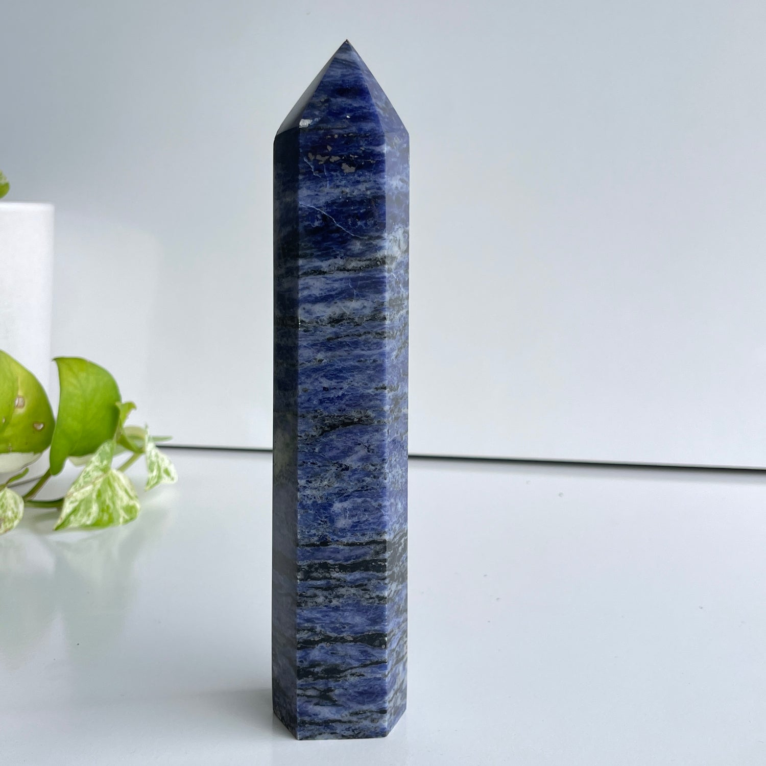 Sodalite Generator 19.8cm