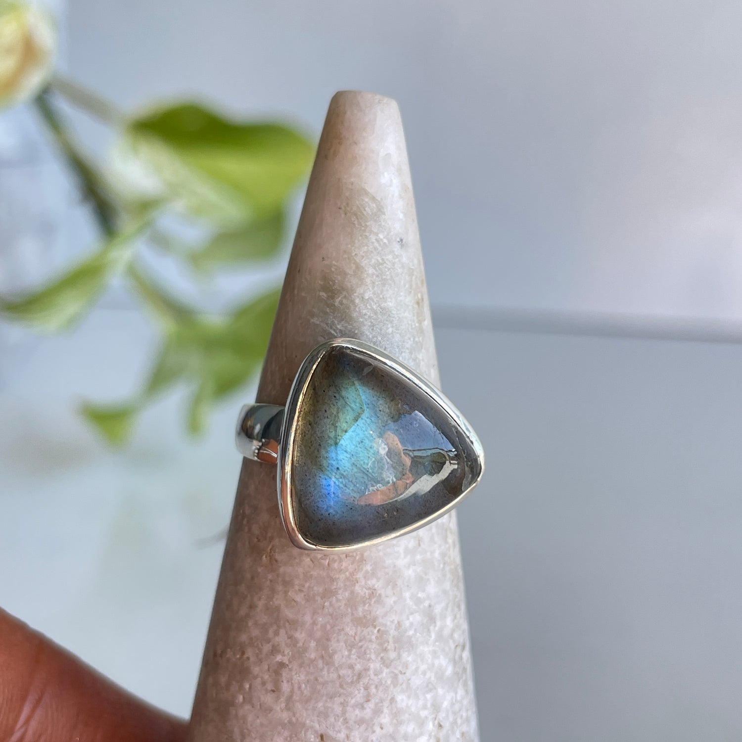 Labradorite Triangle Ring Sz7.5 002