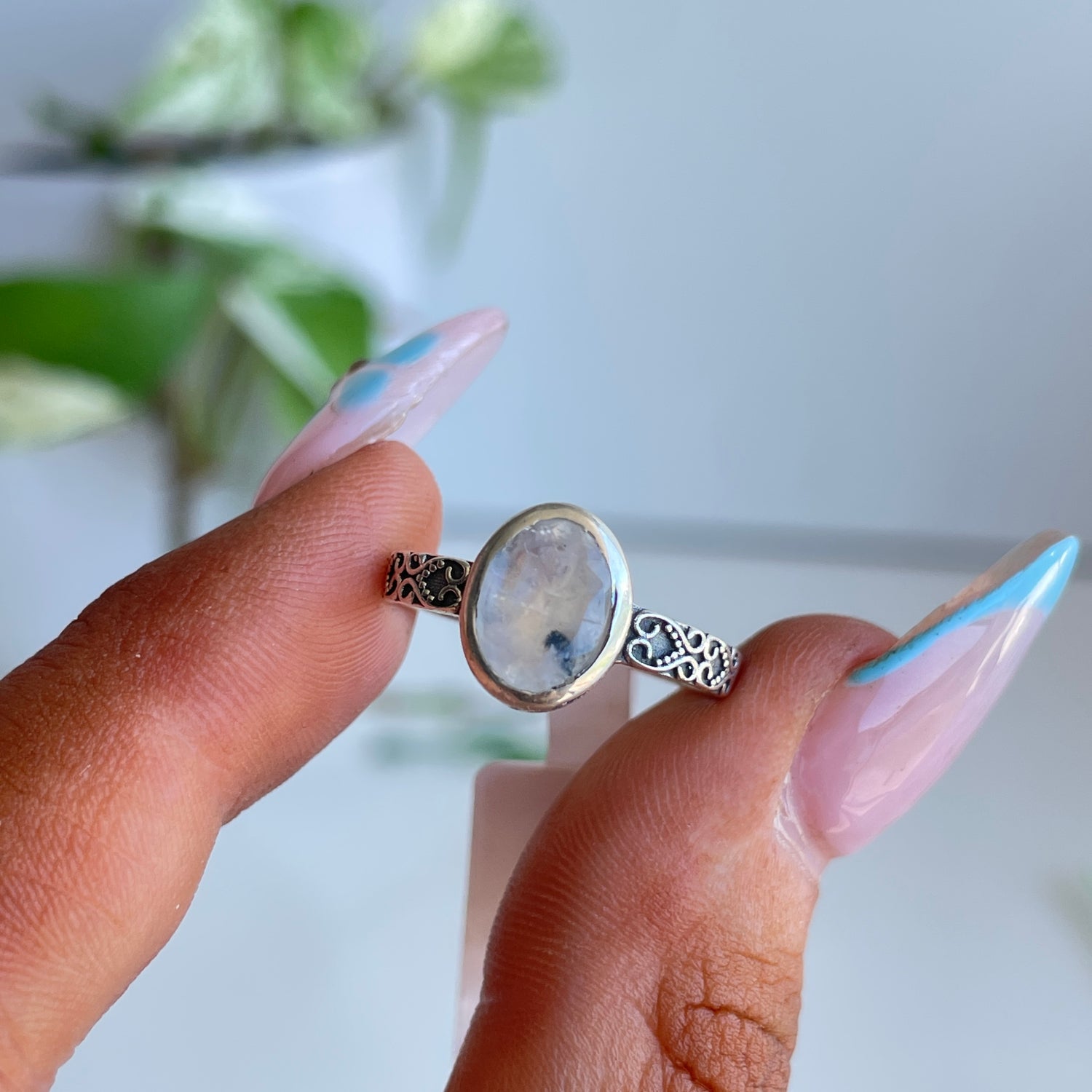 Moonstone Oval Ring Sz7