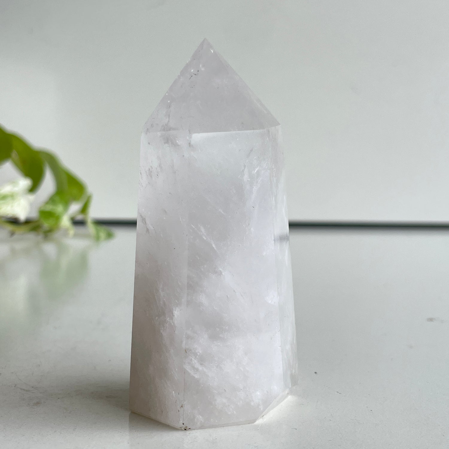 Clear Quartz Generator 8.8cm