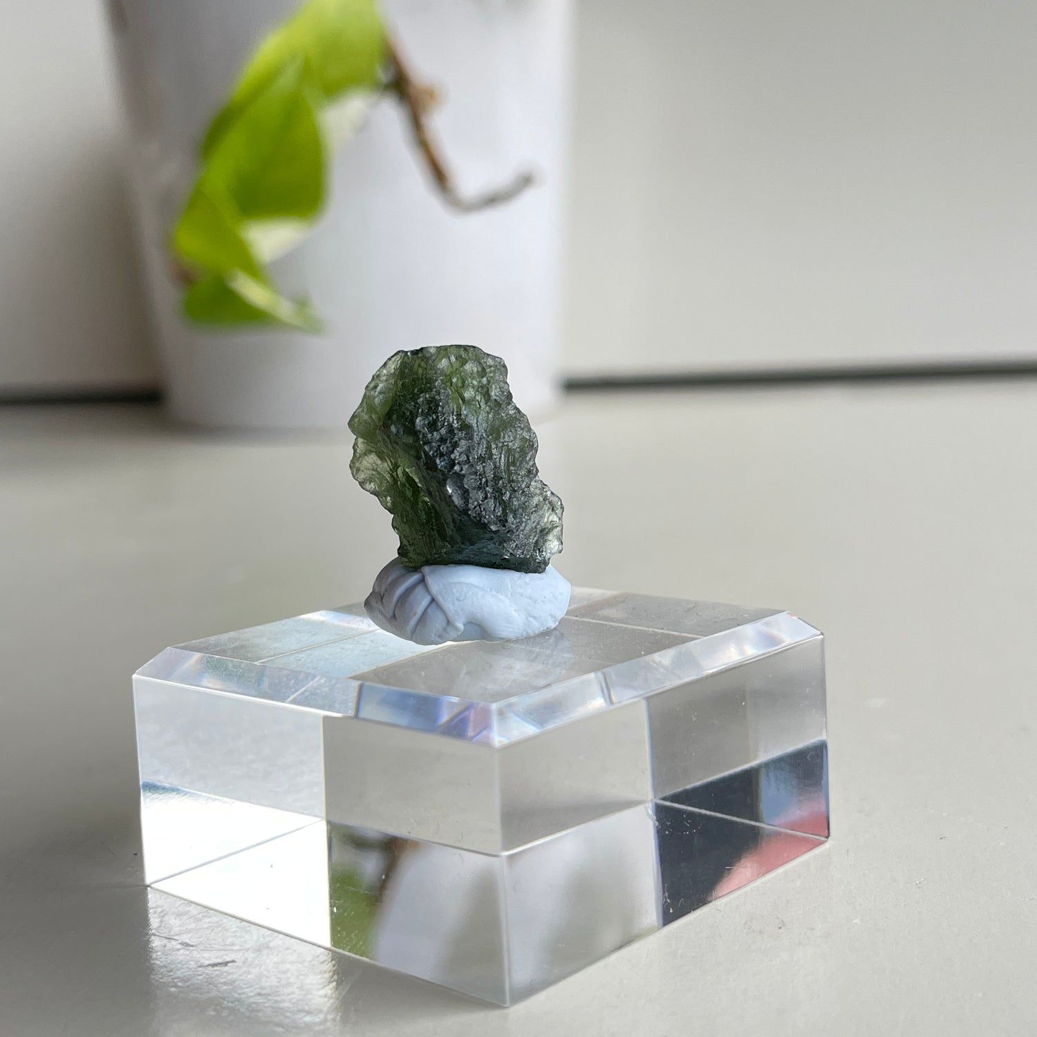 Moldavite Pc 3.79 Gram