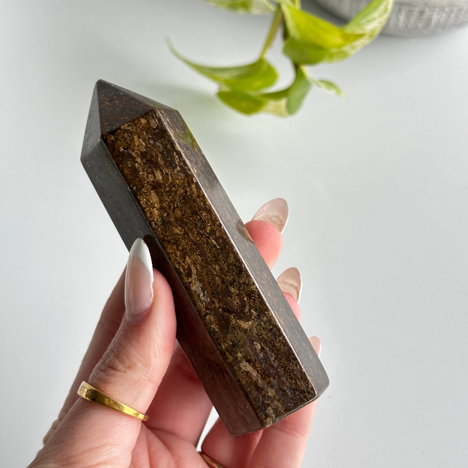 Bronzite Generator 10.6cm