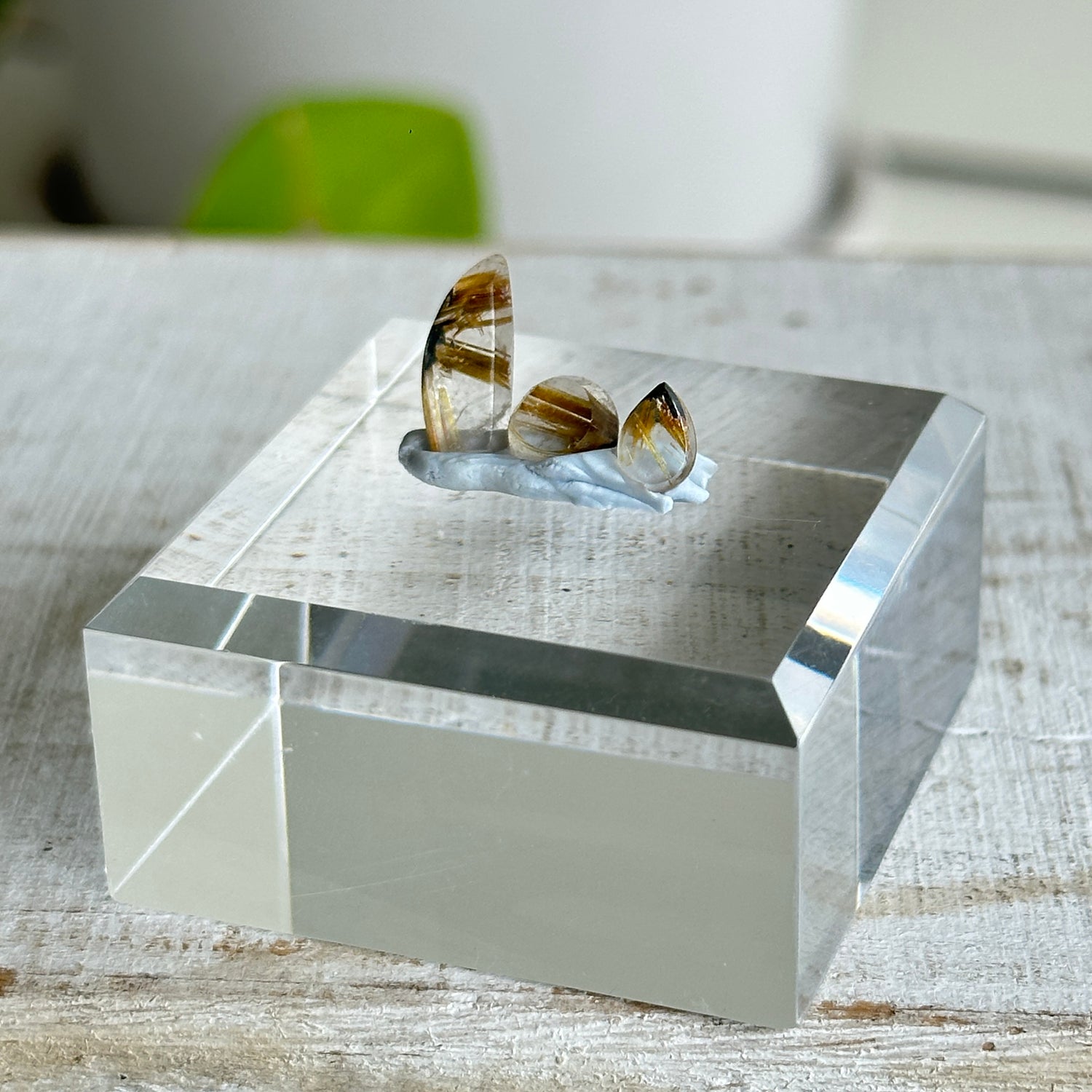 Rutilated Quartz Pcs