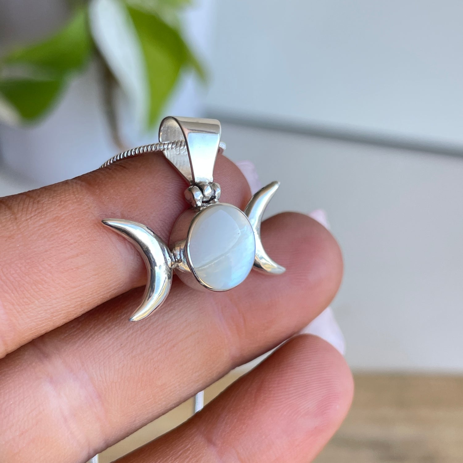 Mother Of Pearl Triple Moon Pendant