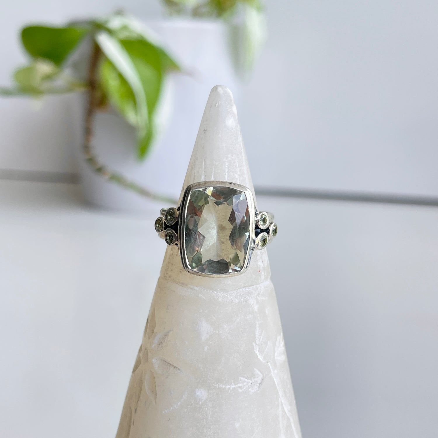 Green Amethyst Rectangle Ring Sz7.5