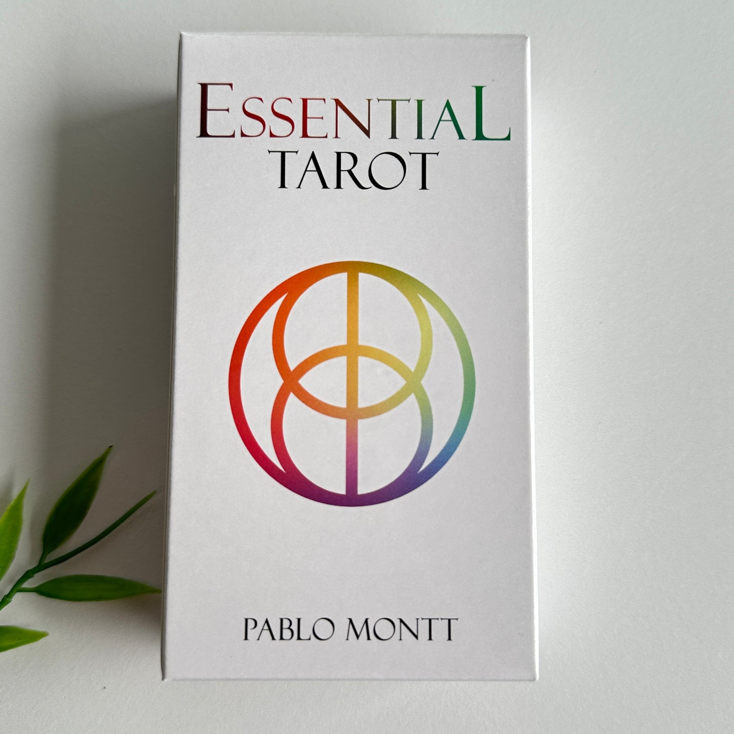Essential Tarot Pablo Montt