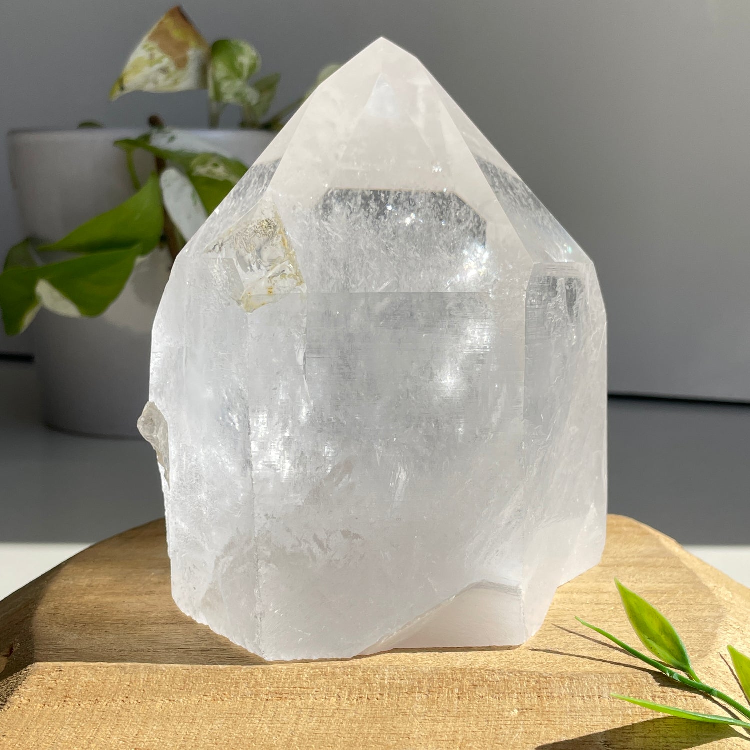 Clear Quartz Natural Generator 13cm