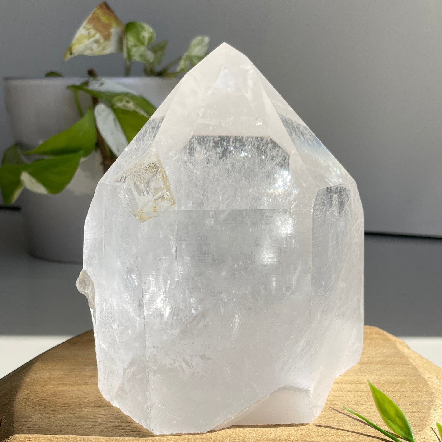 Clear Quartz Natural Generator 13cm