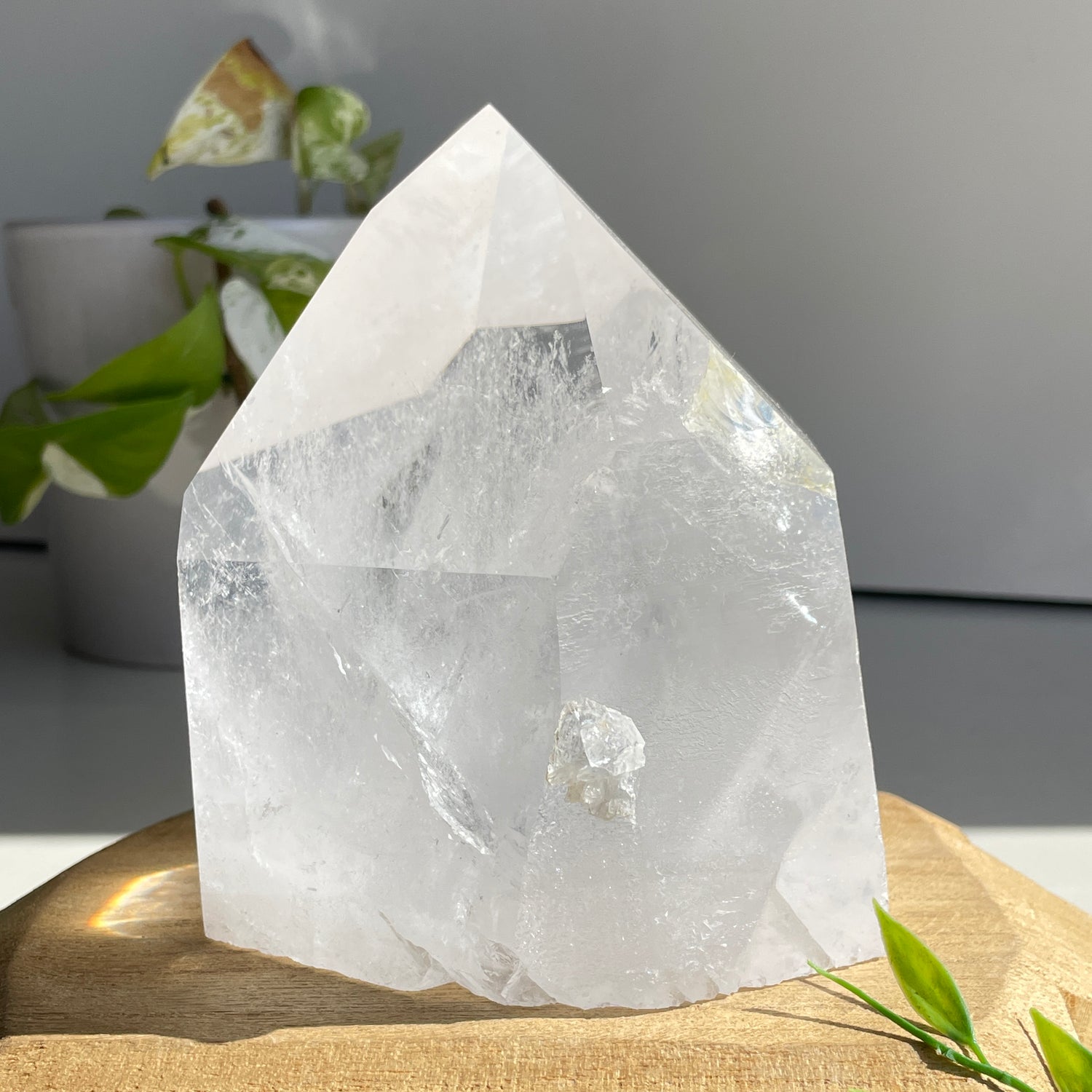 Clear Quartz Natural Generator 13cm