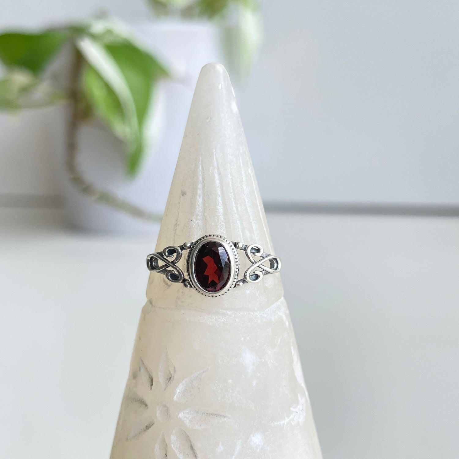 Garnet Oval Ring Sz8.5