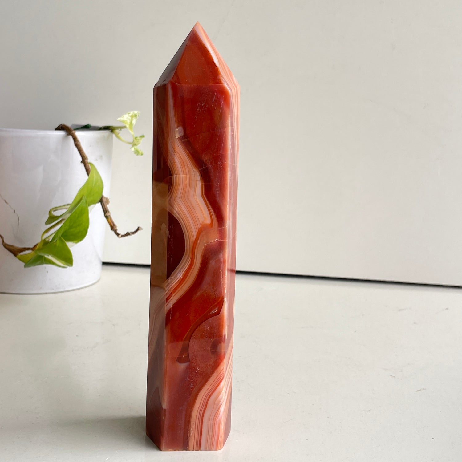 Carnelian Generator 21.5cm