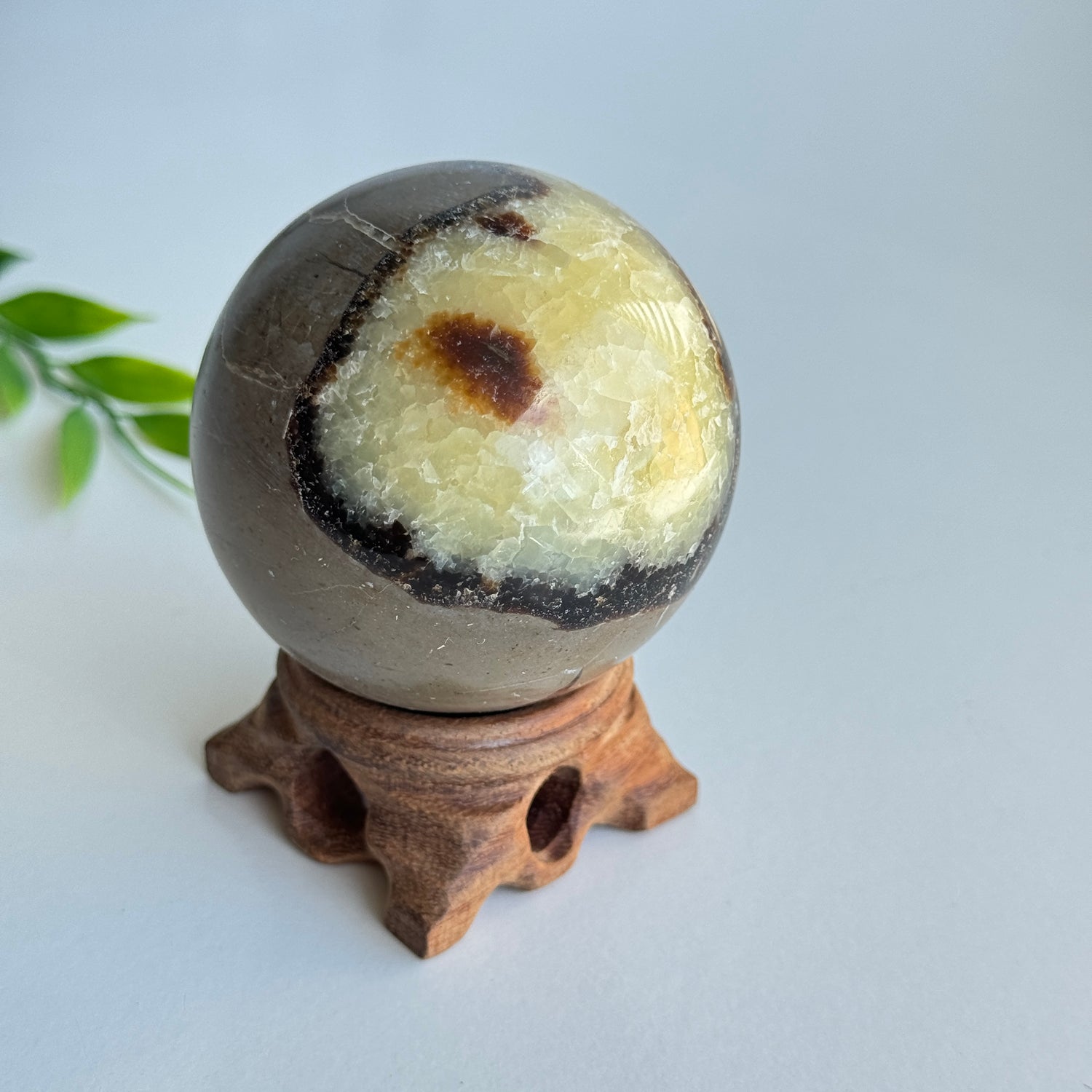 Septarian Sphere 5.8cm 003