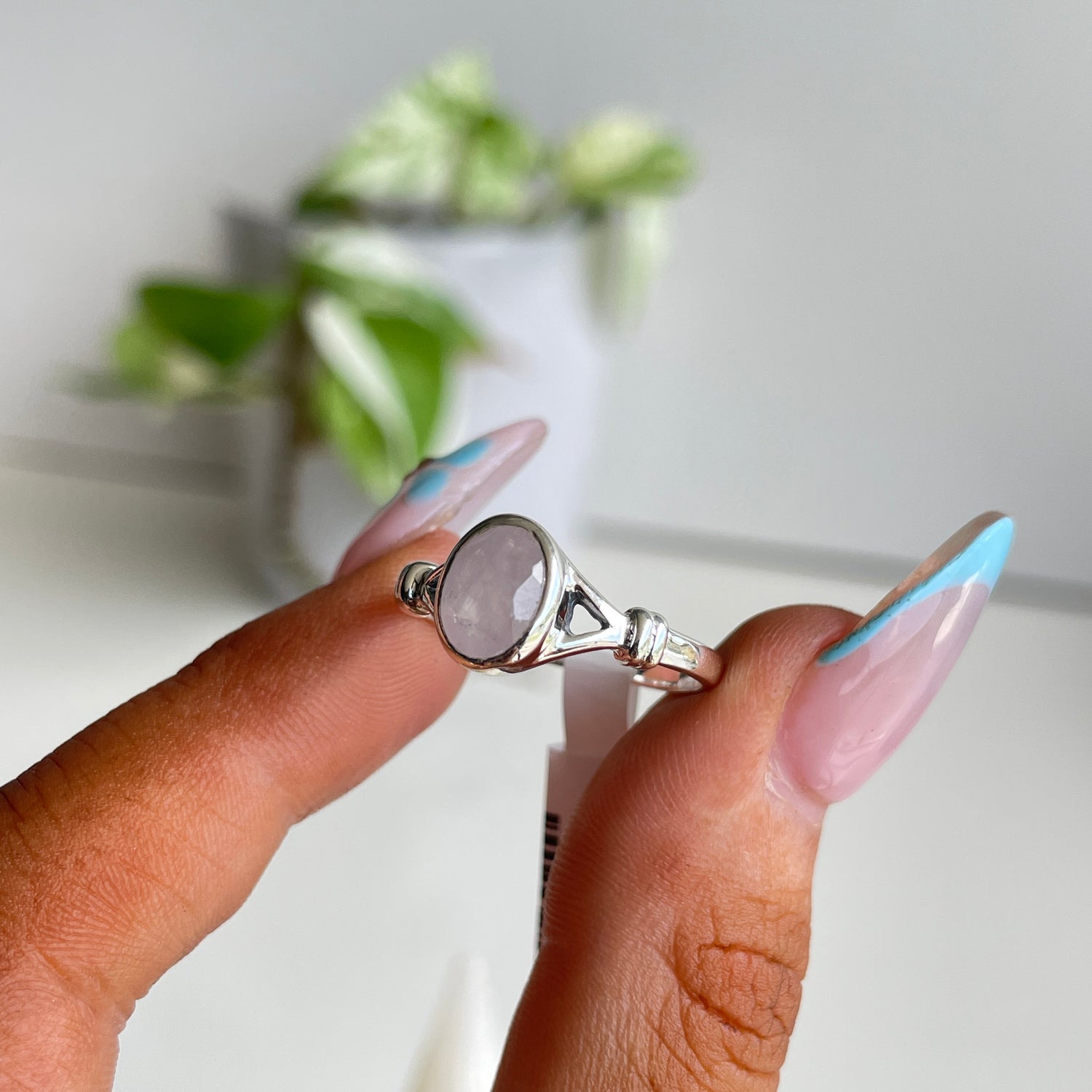 Rose Quartz Oval Ring