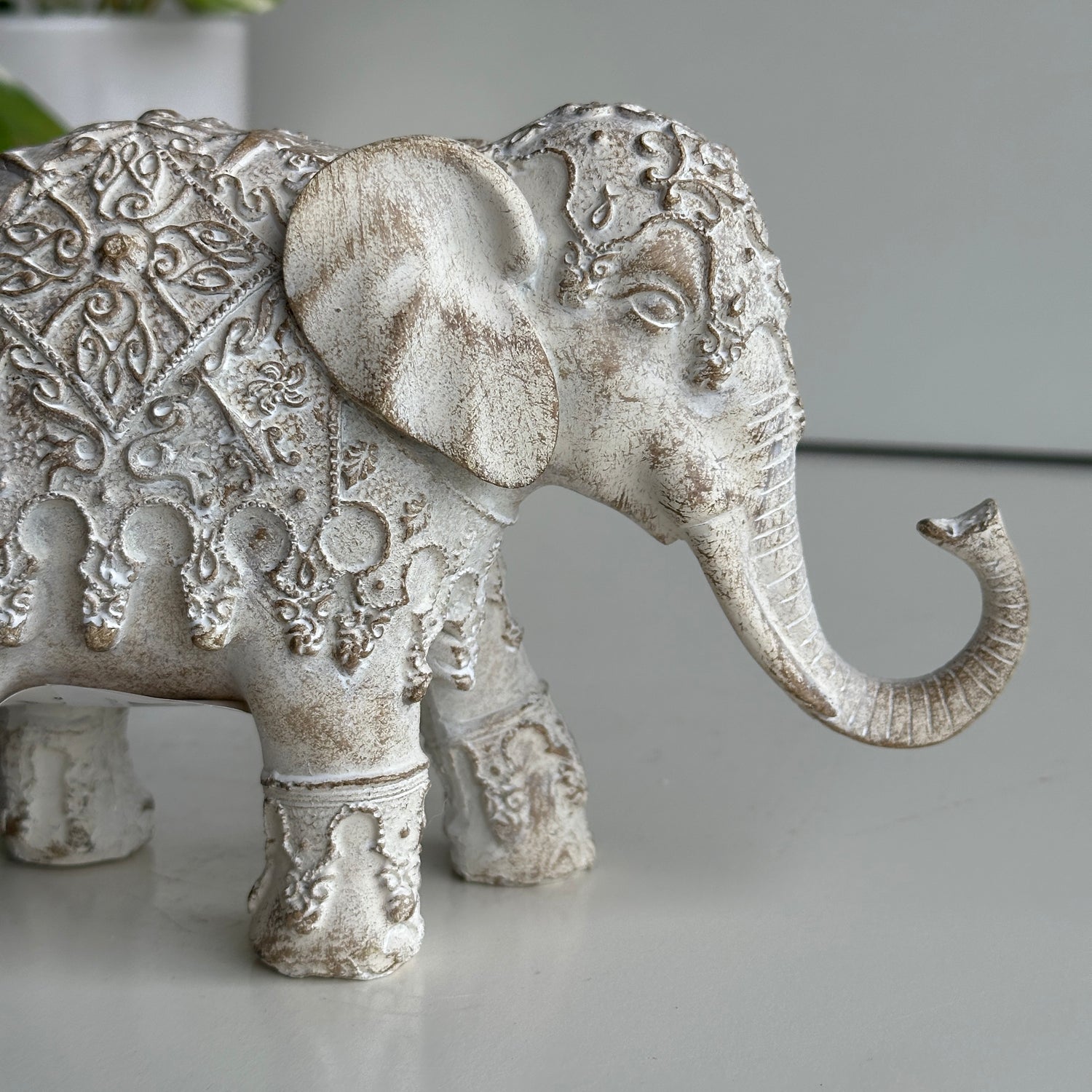 Erica Elephant  Beige OD1460