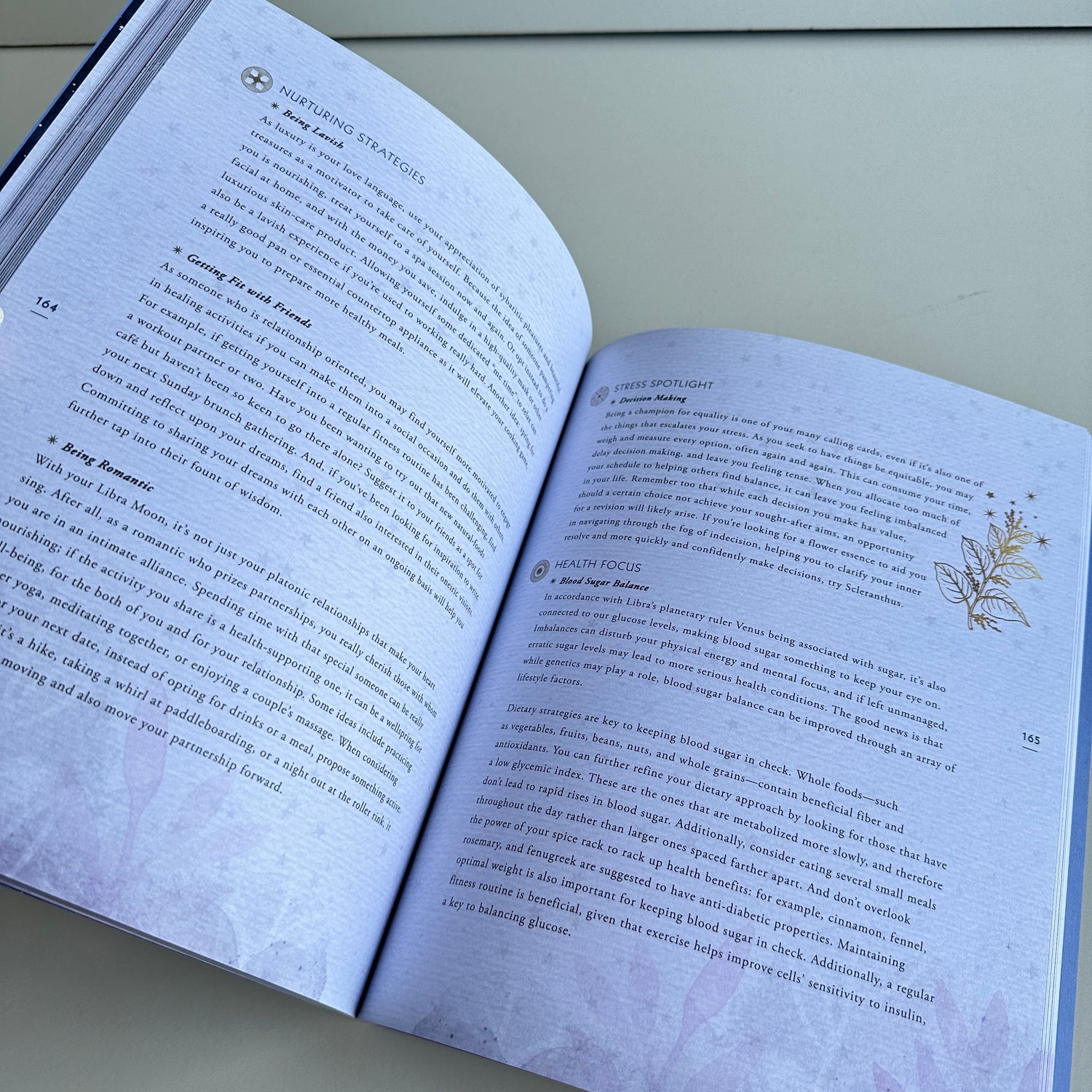 The Complete Guide To Living By The Moon Stephanie Gailing