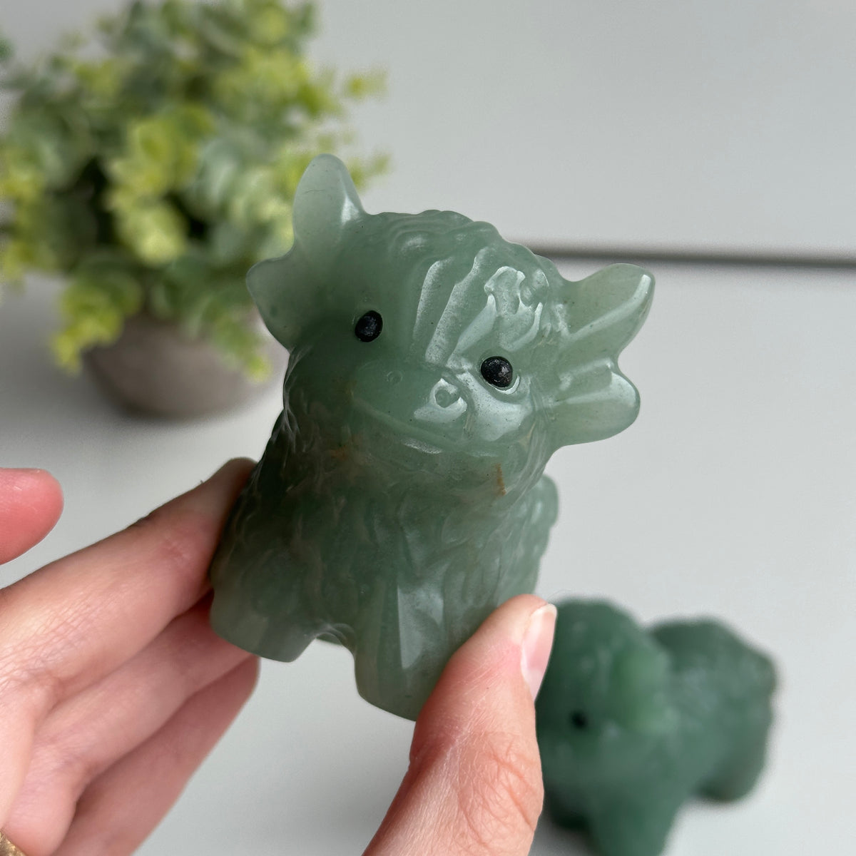 Green Aventurine Highland Cow 7.5cm
