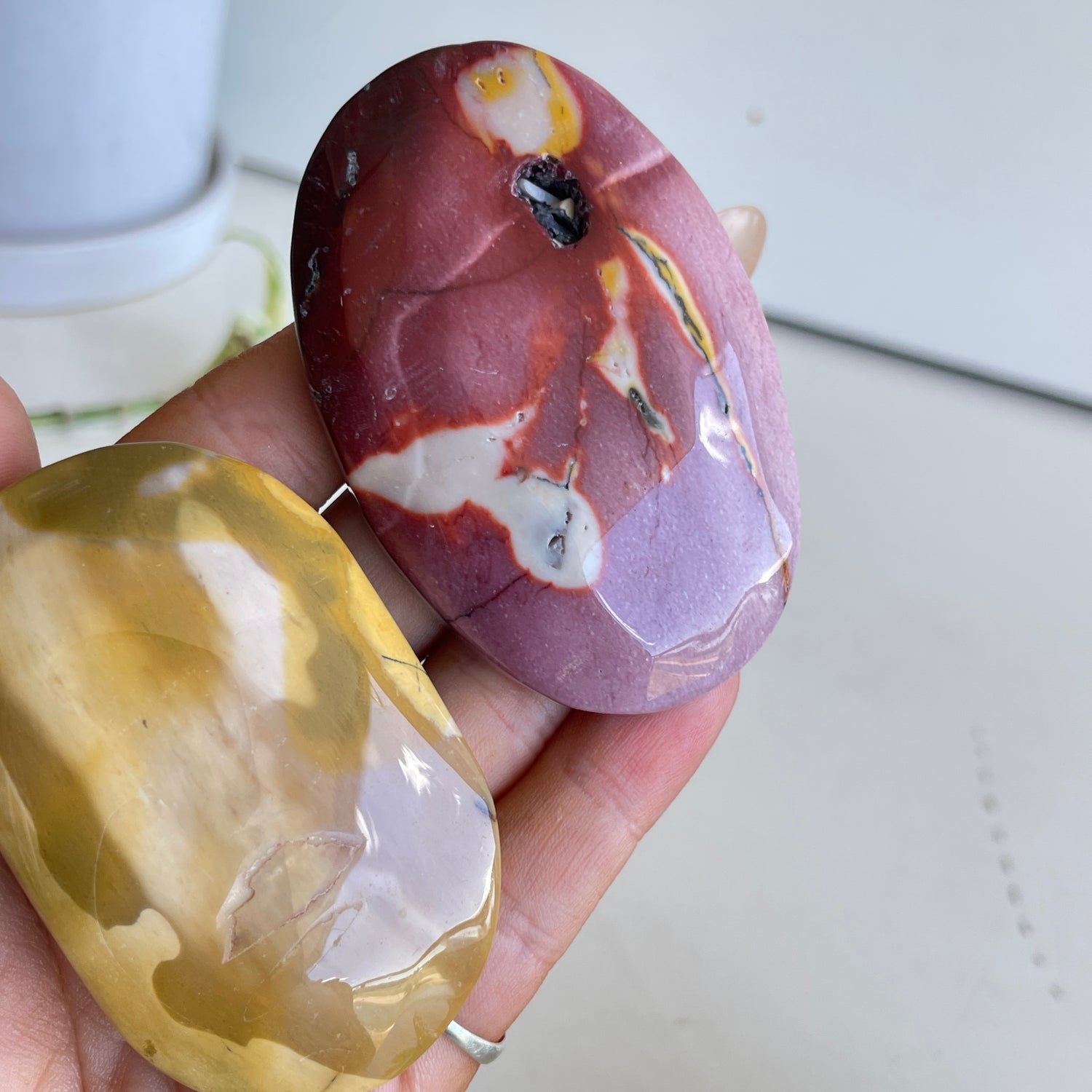 Mookaite Palmstone