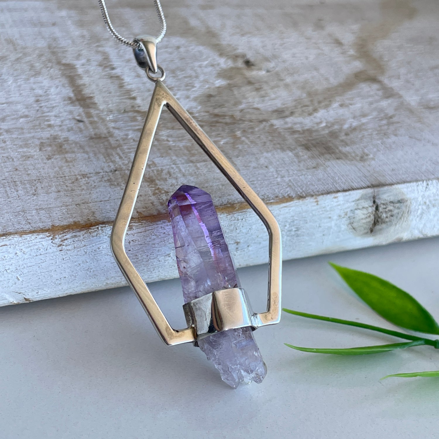 Vera Cruz Amethyst Point Pendant