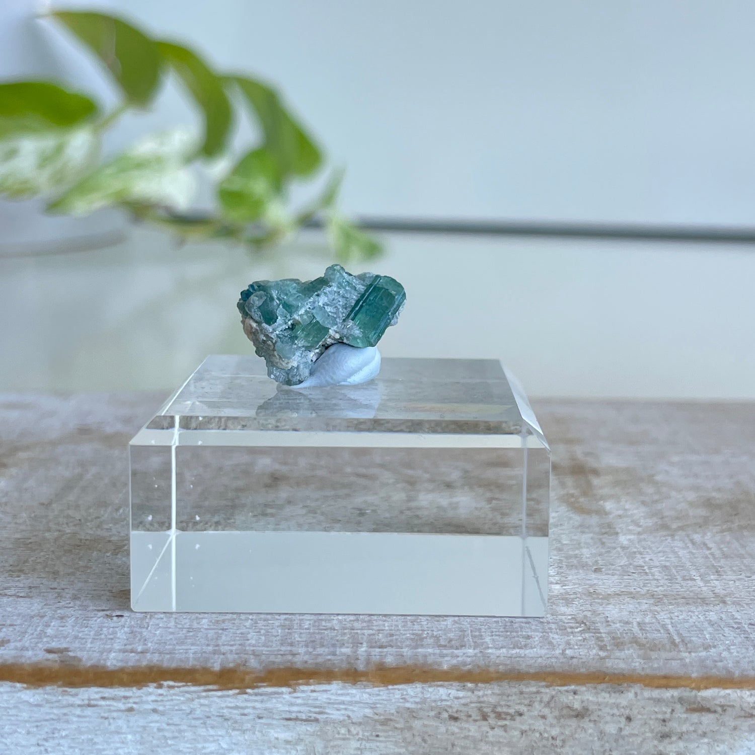 Blue Tourmaline Cluster 2.54g