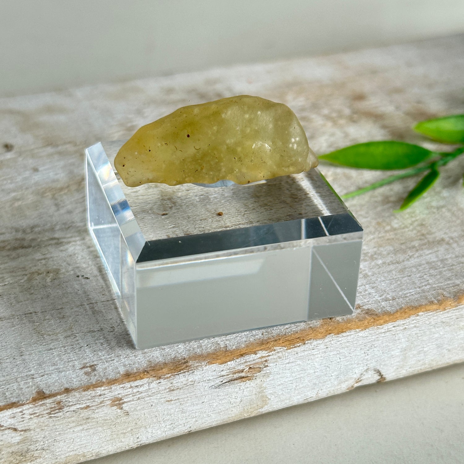 Libyan Desert Glass Pc 7.98g