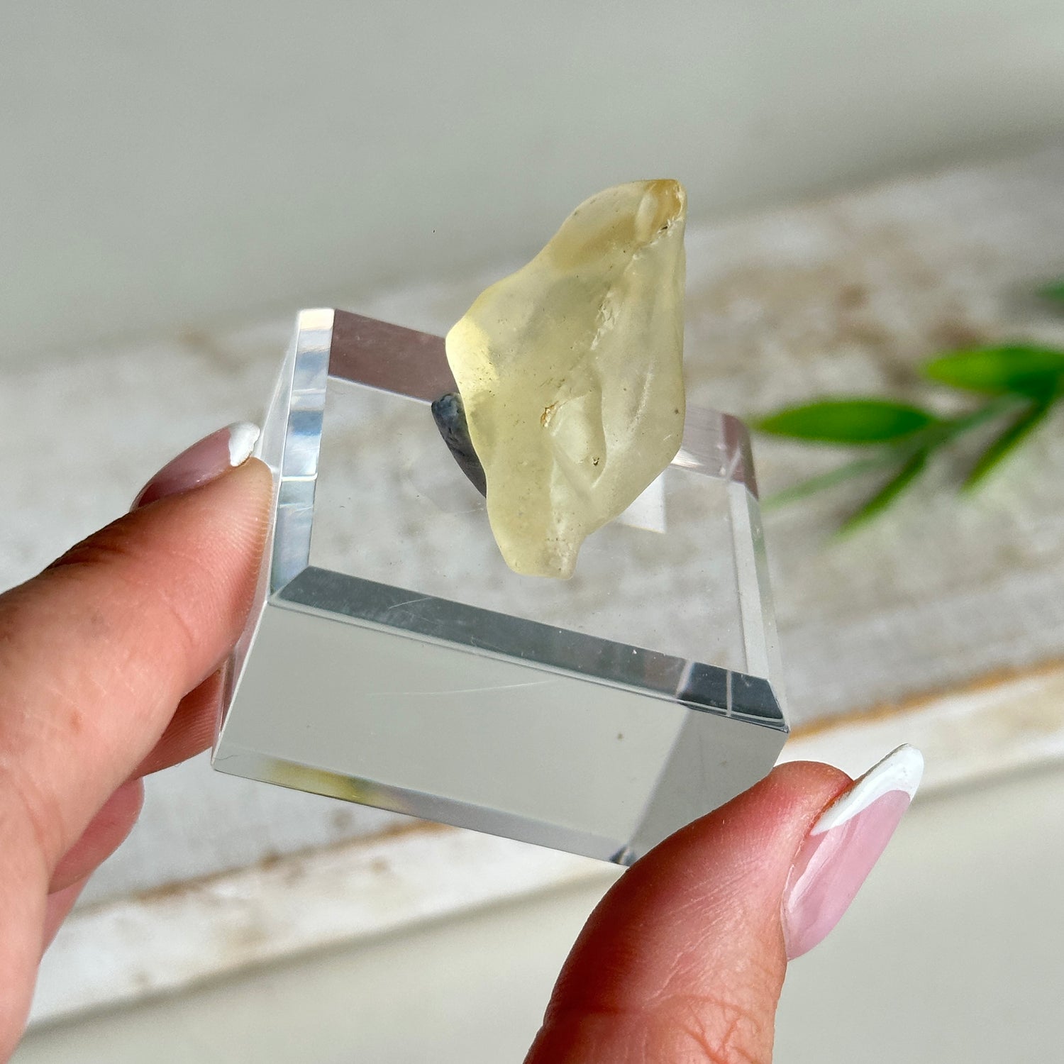 Libyan Desert Glass Pc 7.23g
