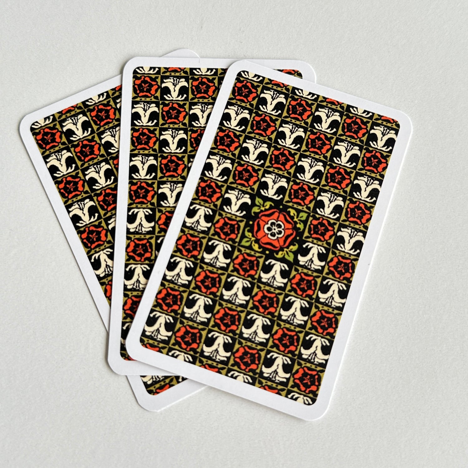 Radiant Wise Spirit Tarot Cards Mini