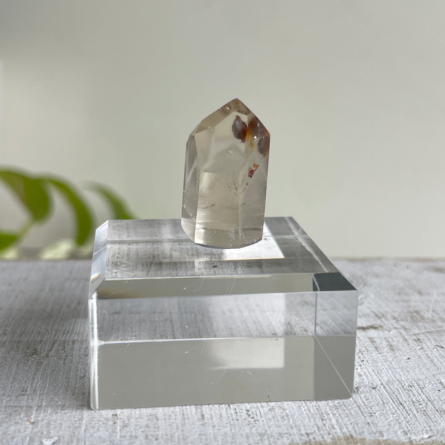 Phantom Quartz Generator Med