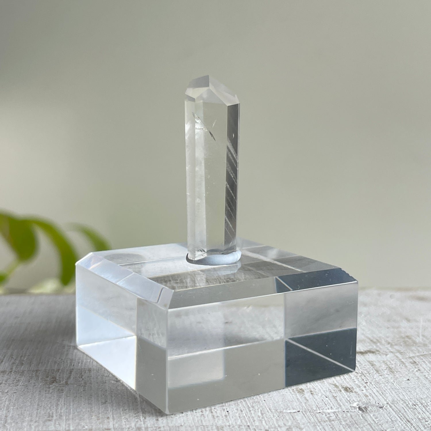 Phantom Quartz Generator Sml