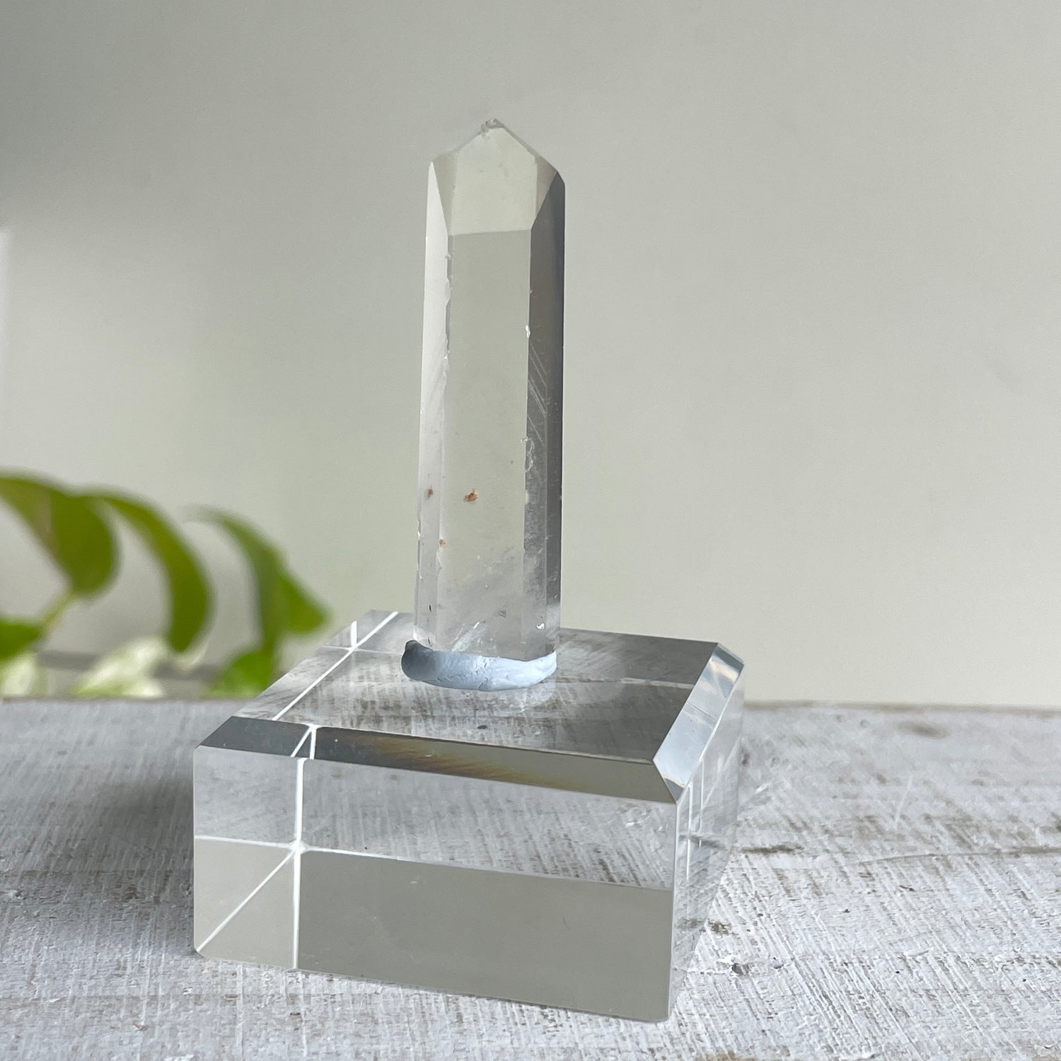 Phantom Quartz Generator Lge