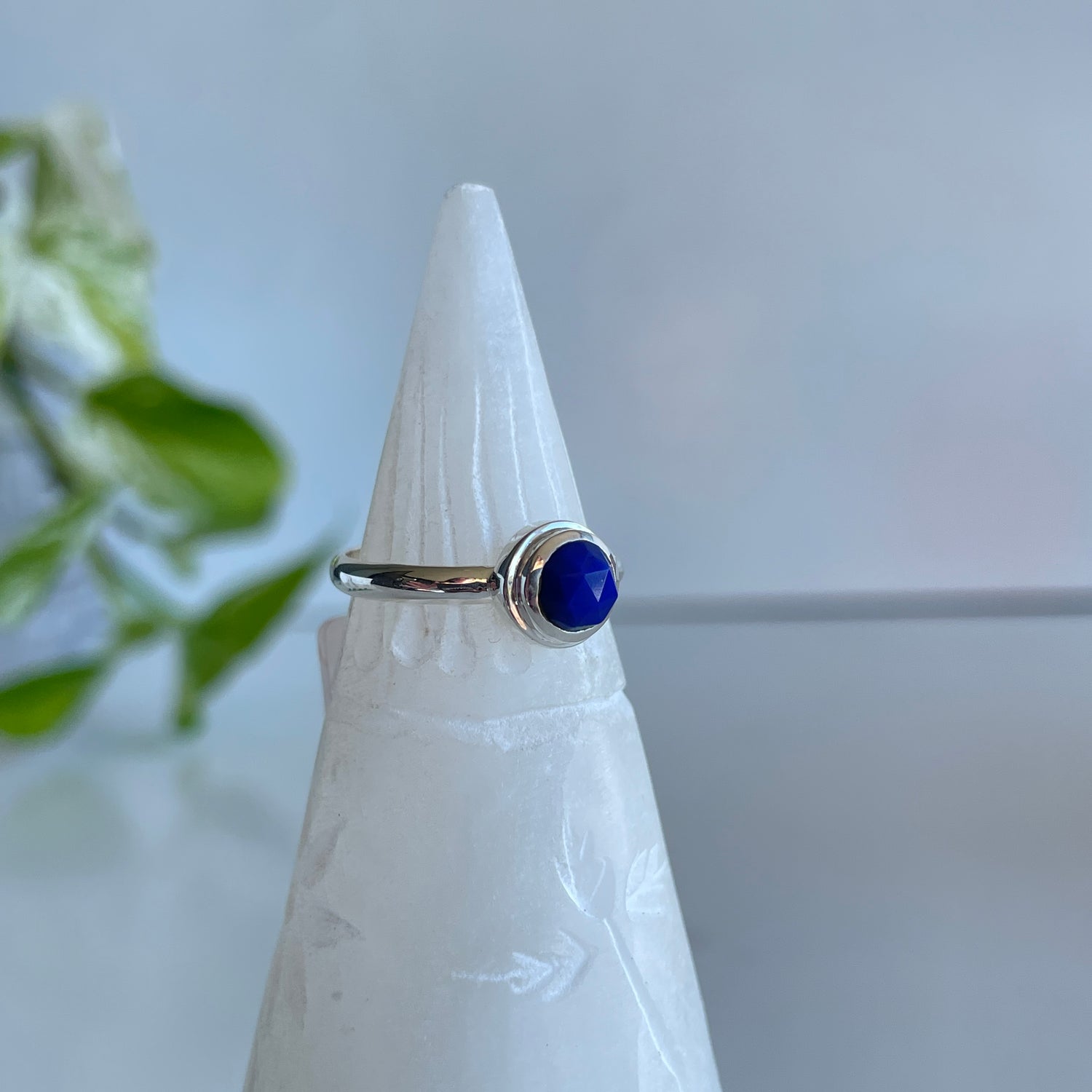 Lapis Lazuli Round Ring Sz7.5 003