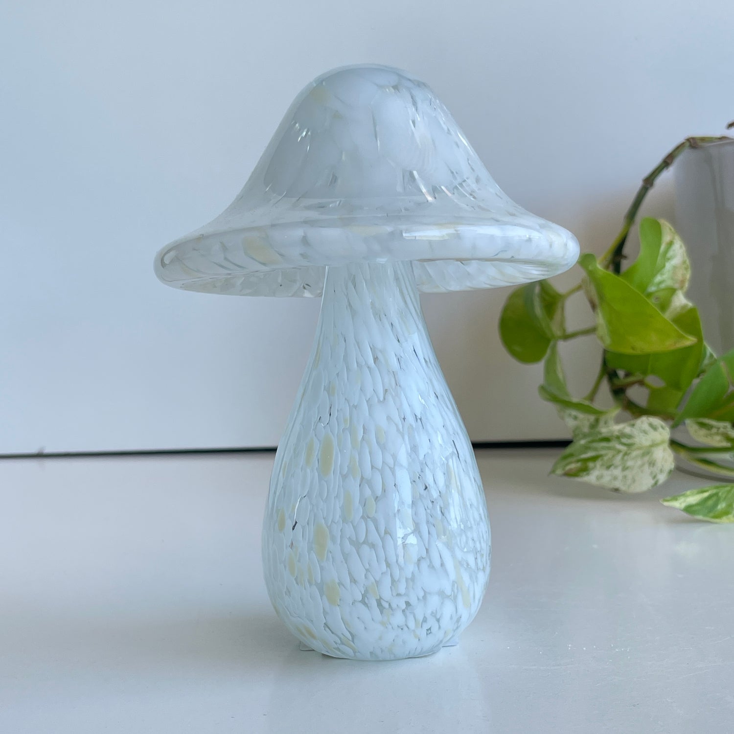 Mottie Glass Mushroom Lge OD1952