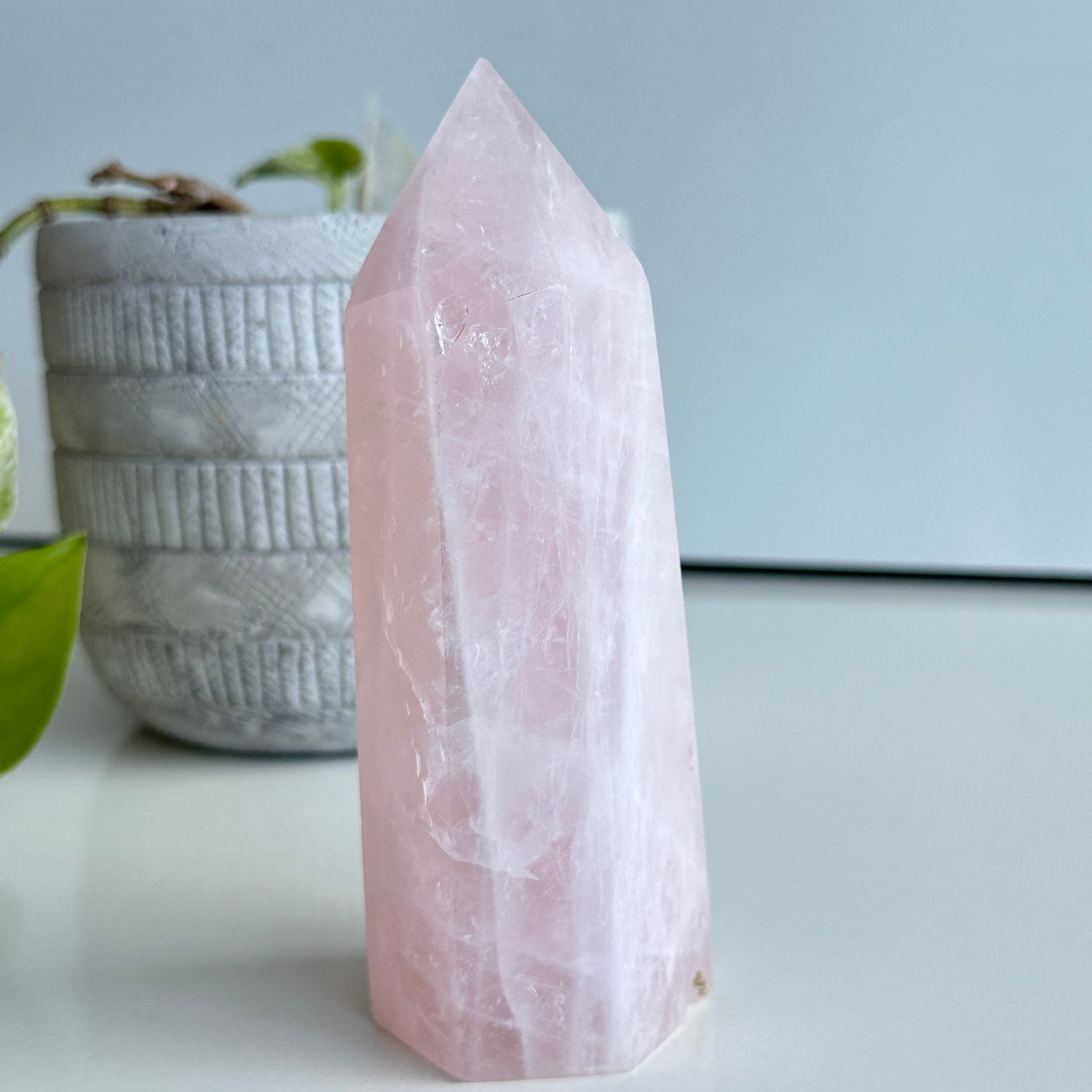 Rose Quartz Generator 14.8cm