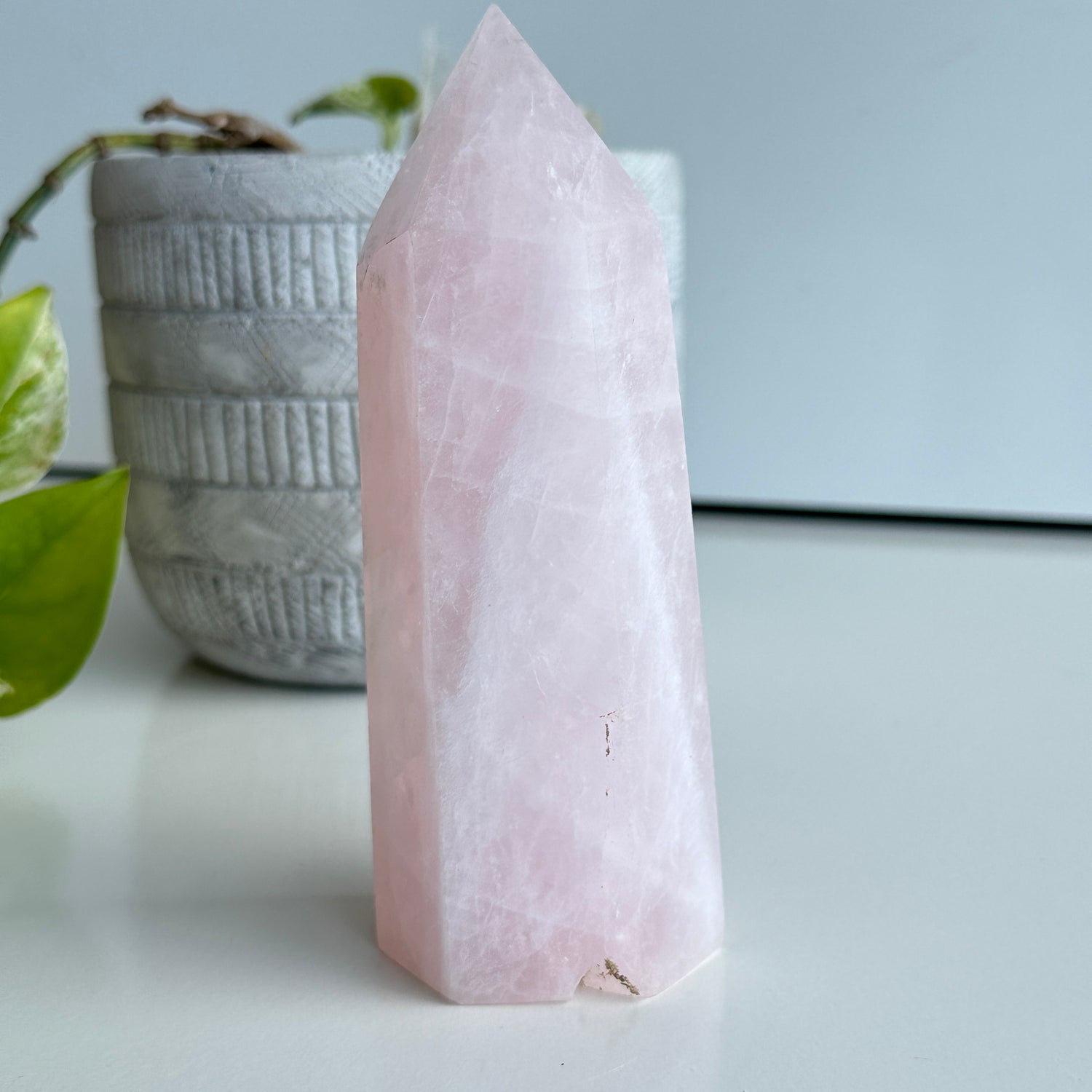 Rose Quartz Generator 14.8cm