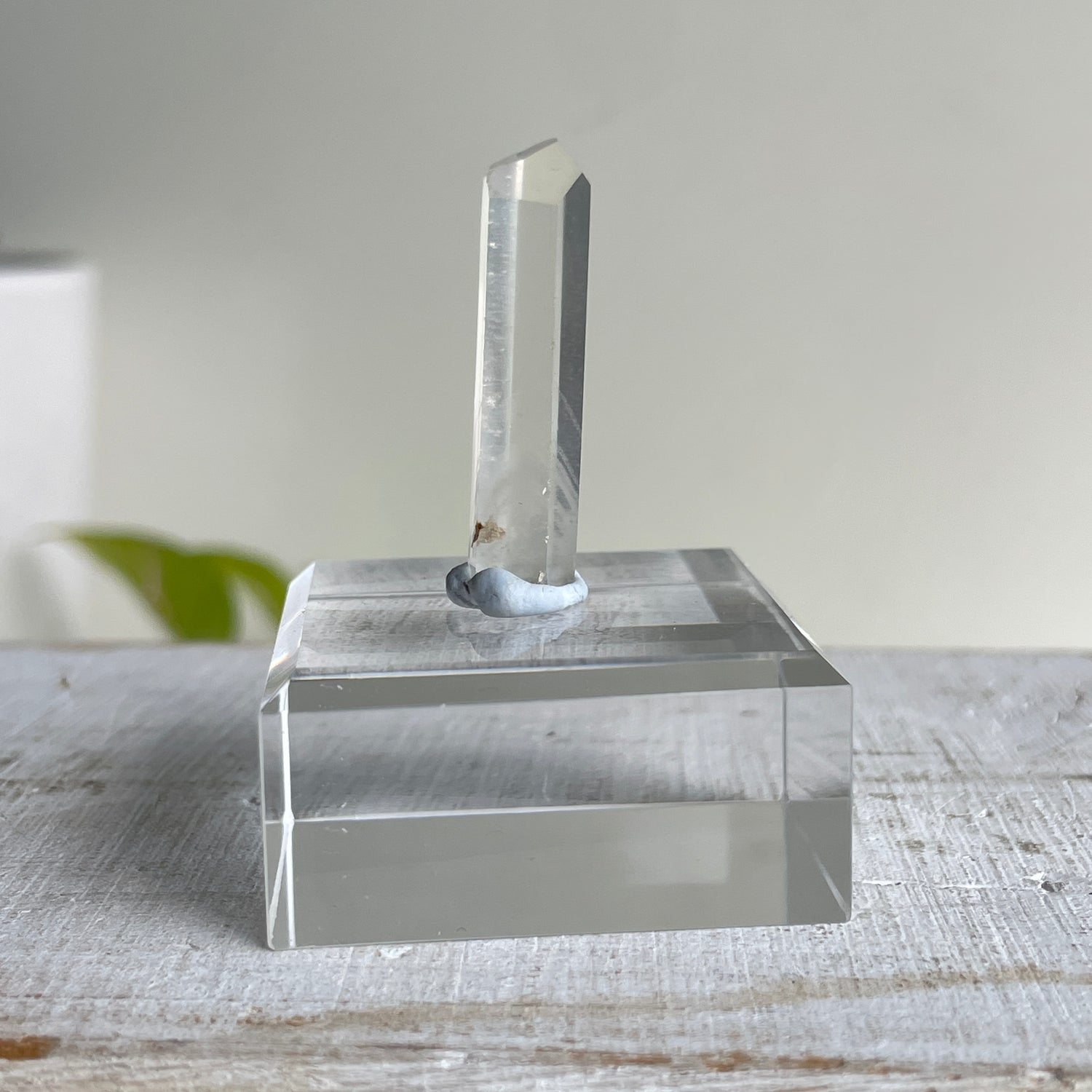 Phantom Quartz Generator Sml