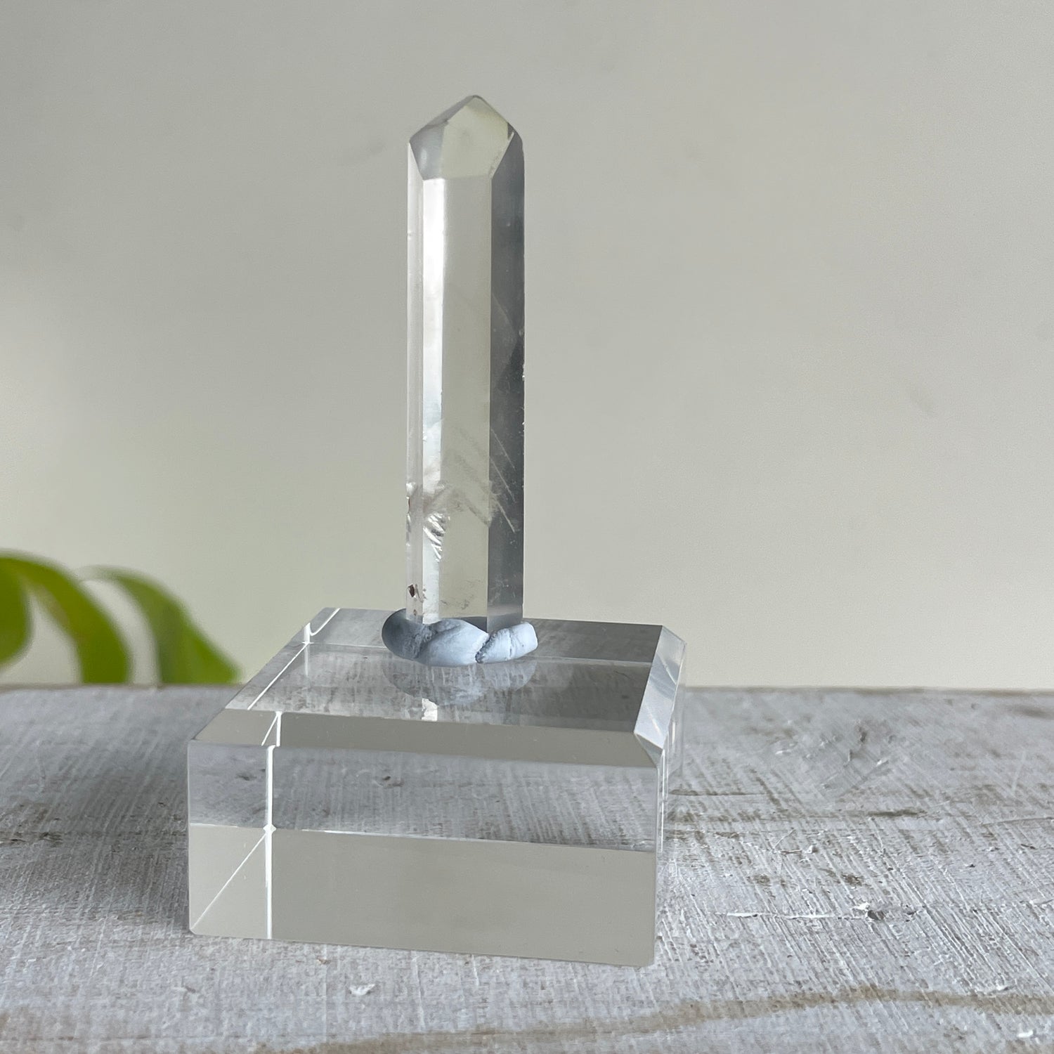 Phantom Quartz Generator Lge