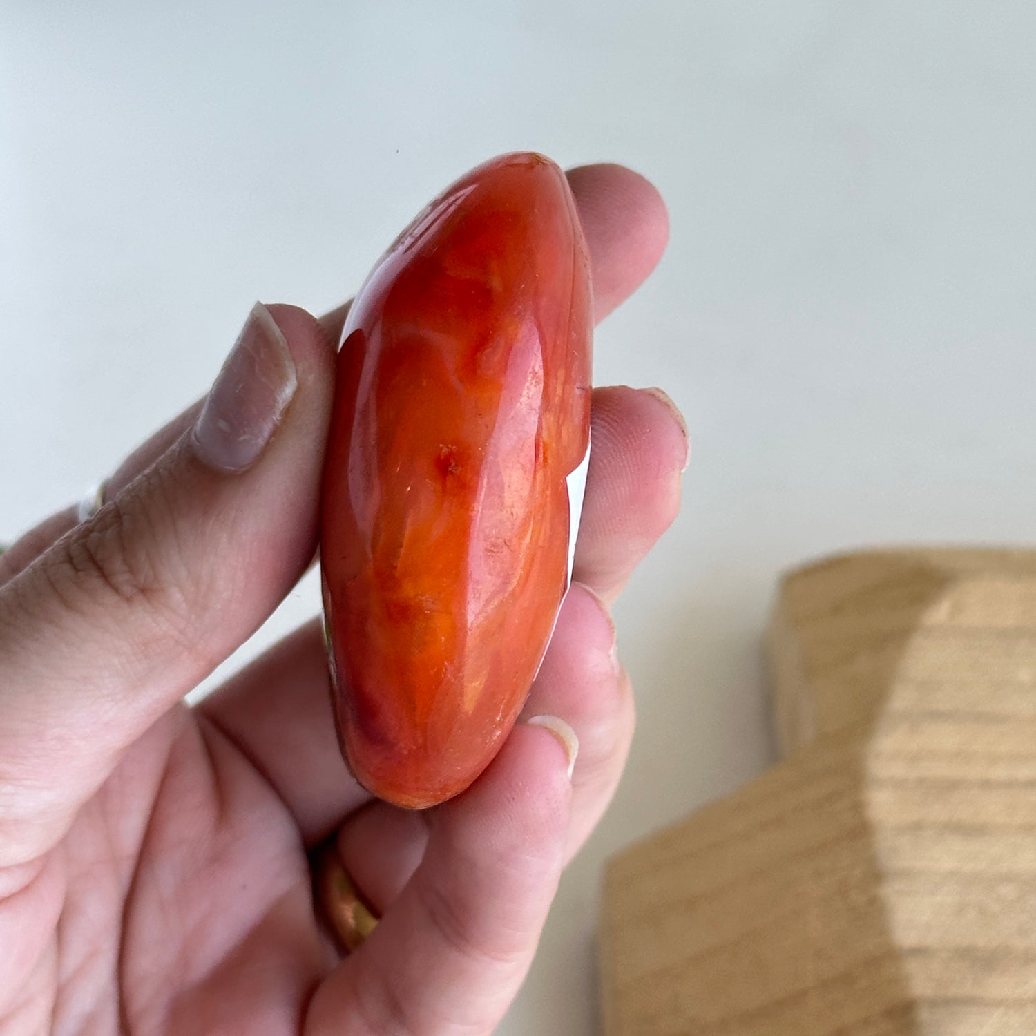Carnelian Palmstone Medium