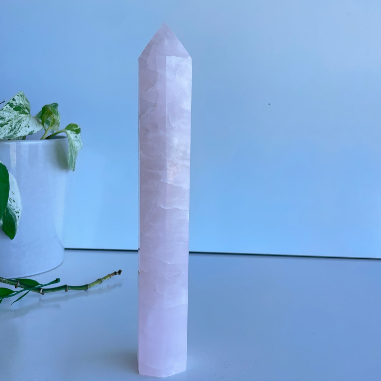Mangano Calcite Generator 22.9cm