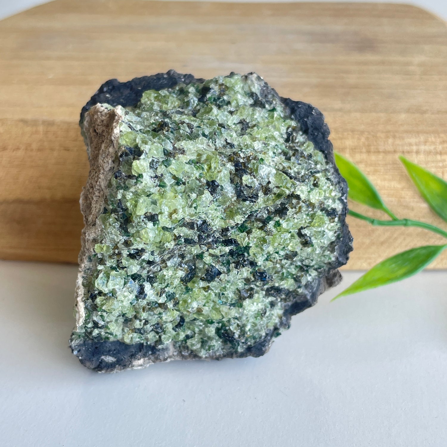 Peridot On Lava Pce 160g