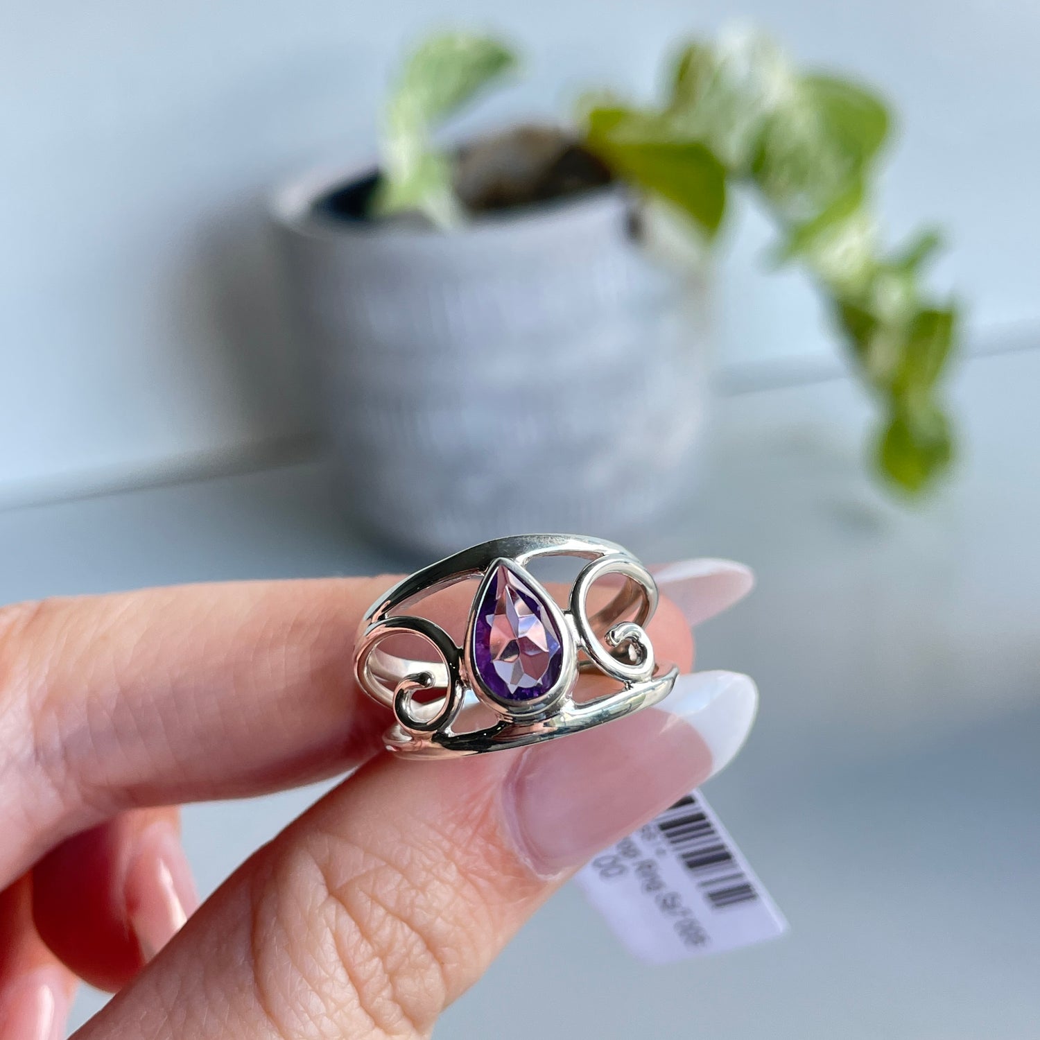 Amethyst Teardrop Ring Sz7 005