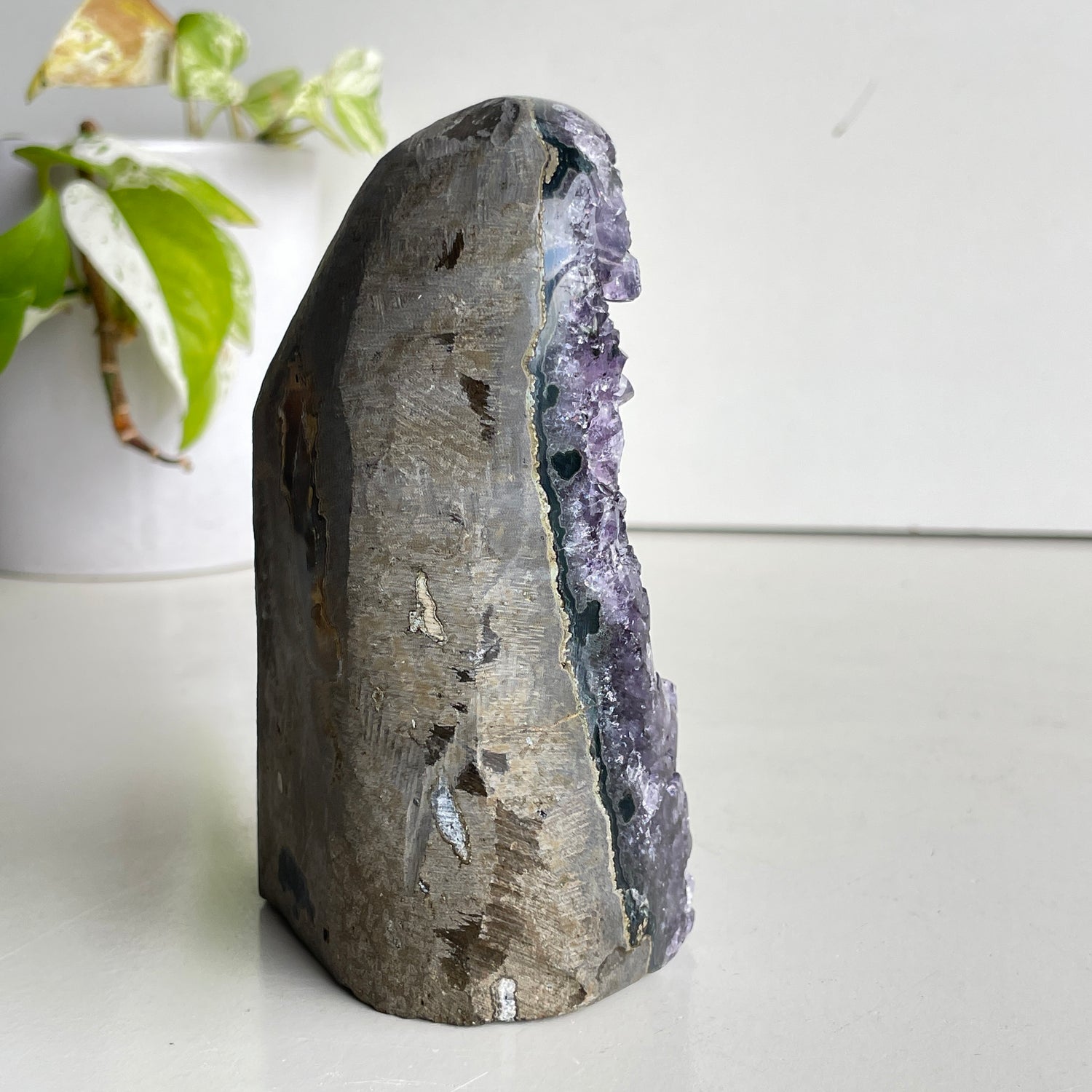 Amethyst Cutbase 1.002kg