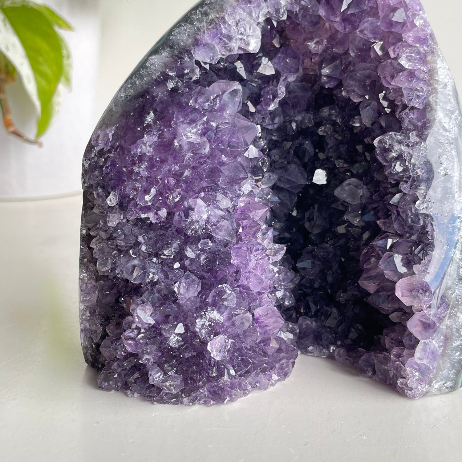 Amethyst Cutbase 1.090kg