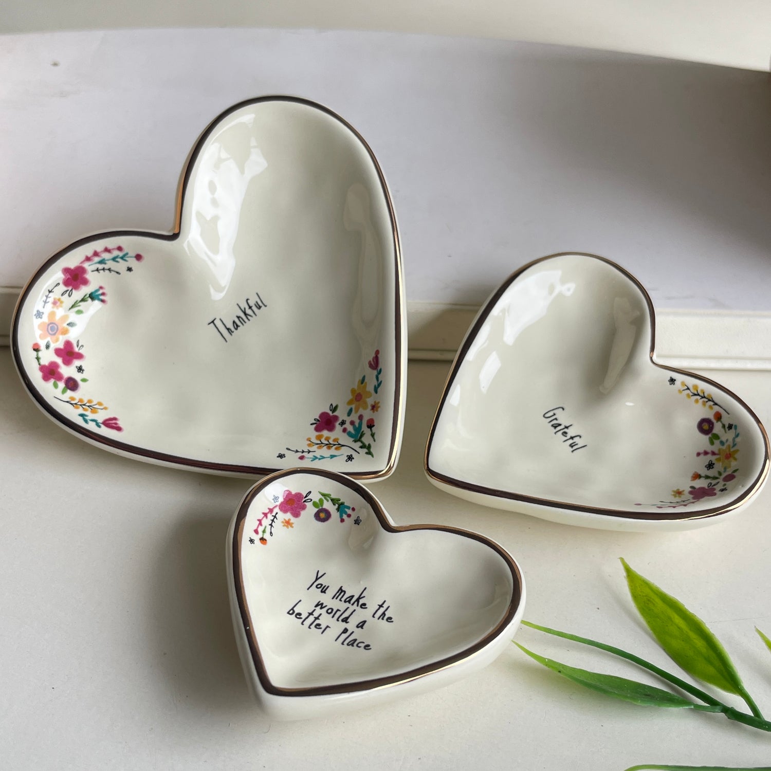 Set Of 3 heart Dishes DSH000112