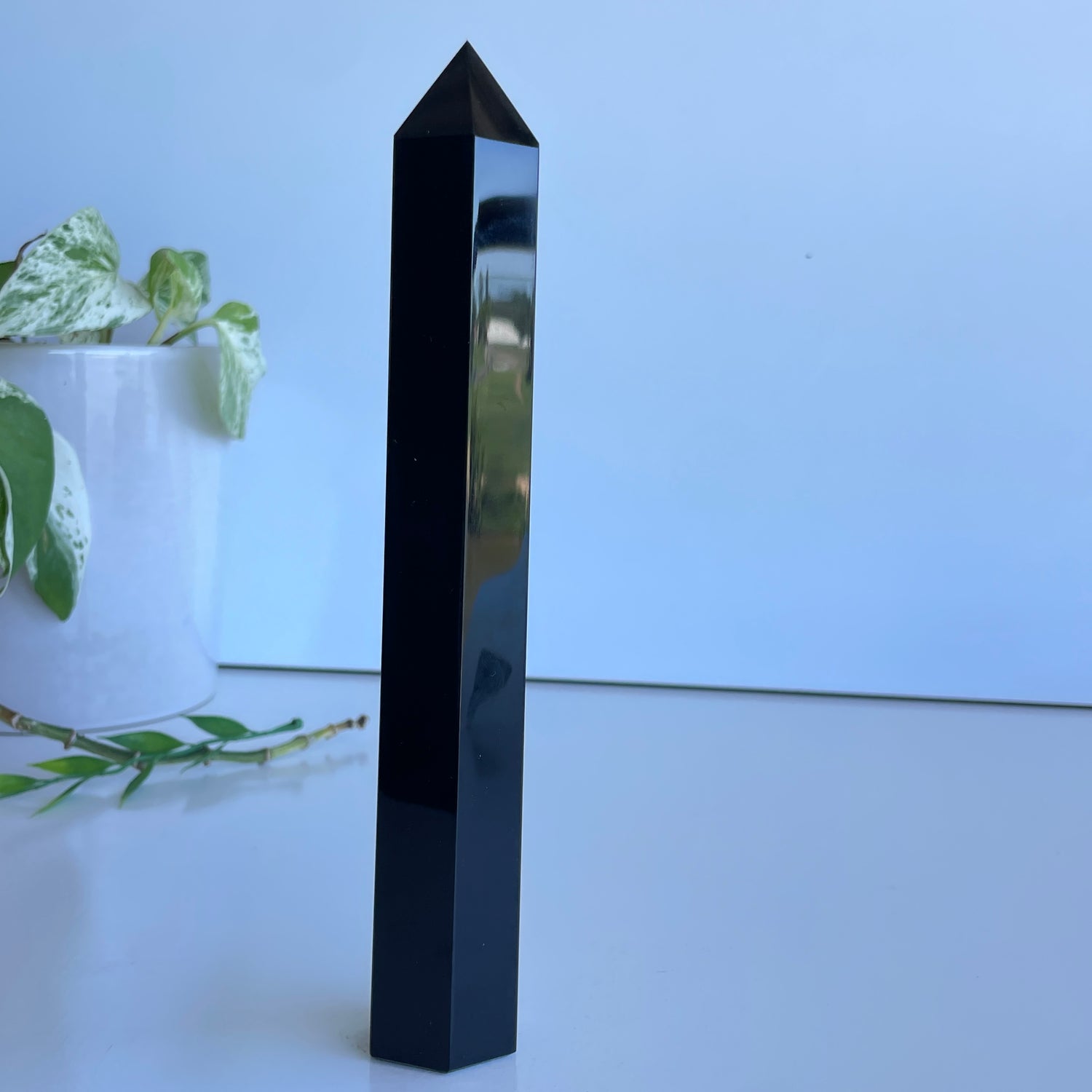 Black Obsidian Generator 20.3cm