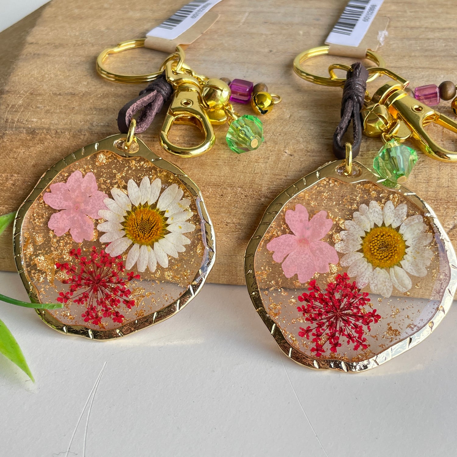 Pressed Flower Keychain MAS000172