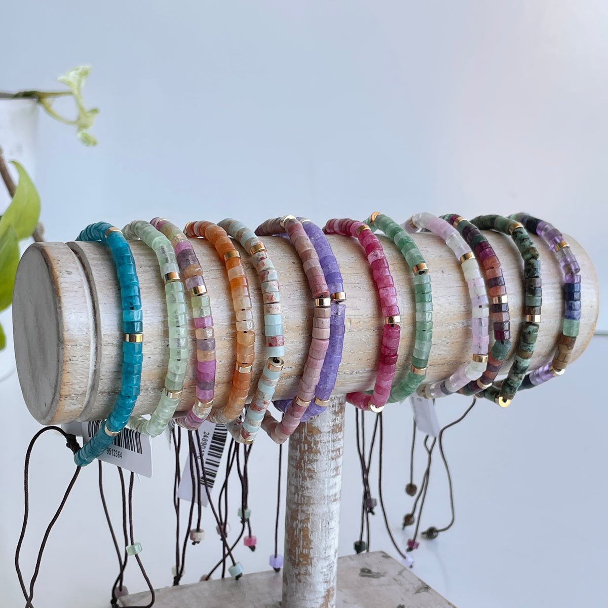 Crystal Bead Bracelet With Gold Beads