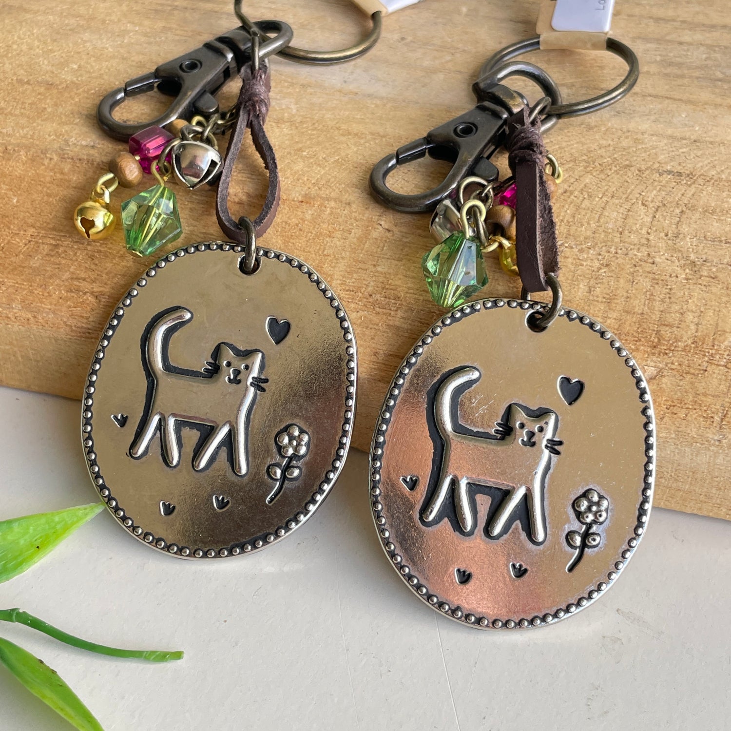 Love Joy Cat Keychain MAS000167